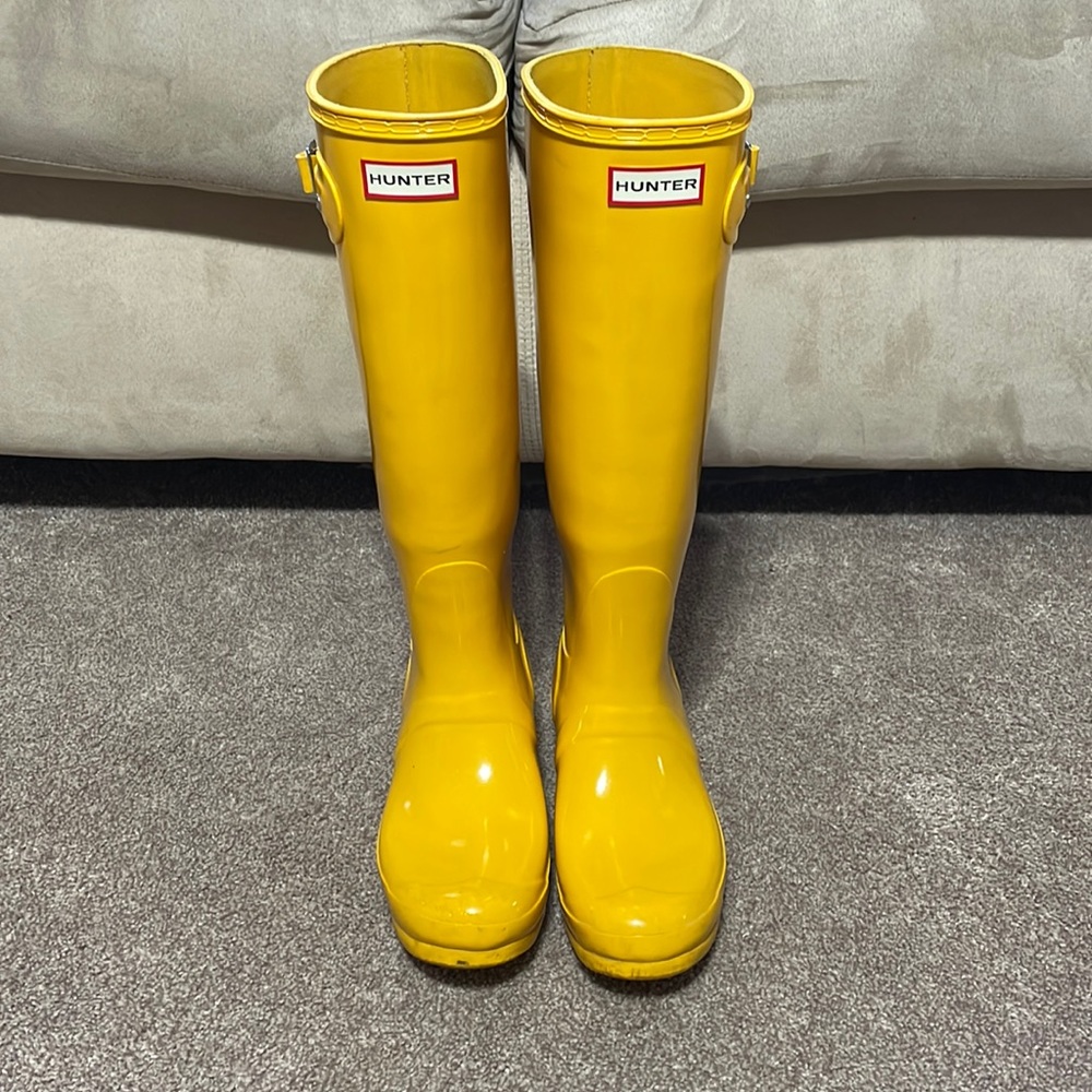 Yellow HUNTER boots